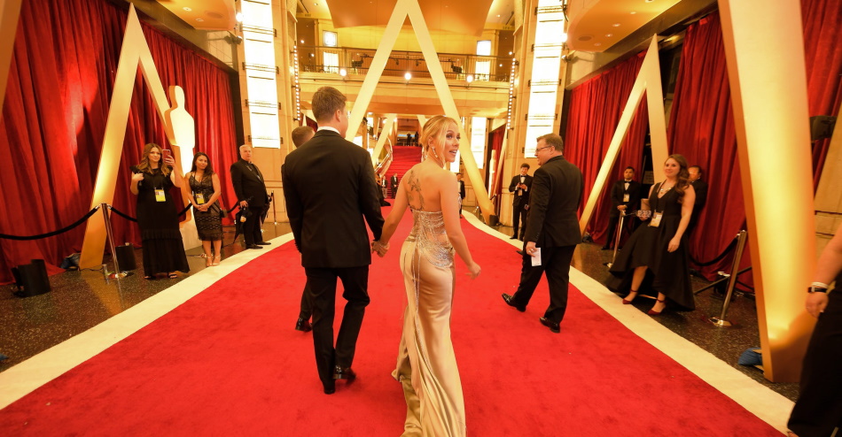 How Celebrities Really Find Their Red Carpet Dresses